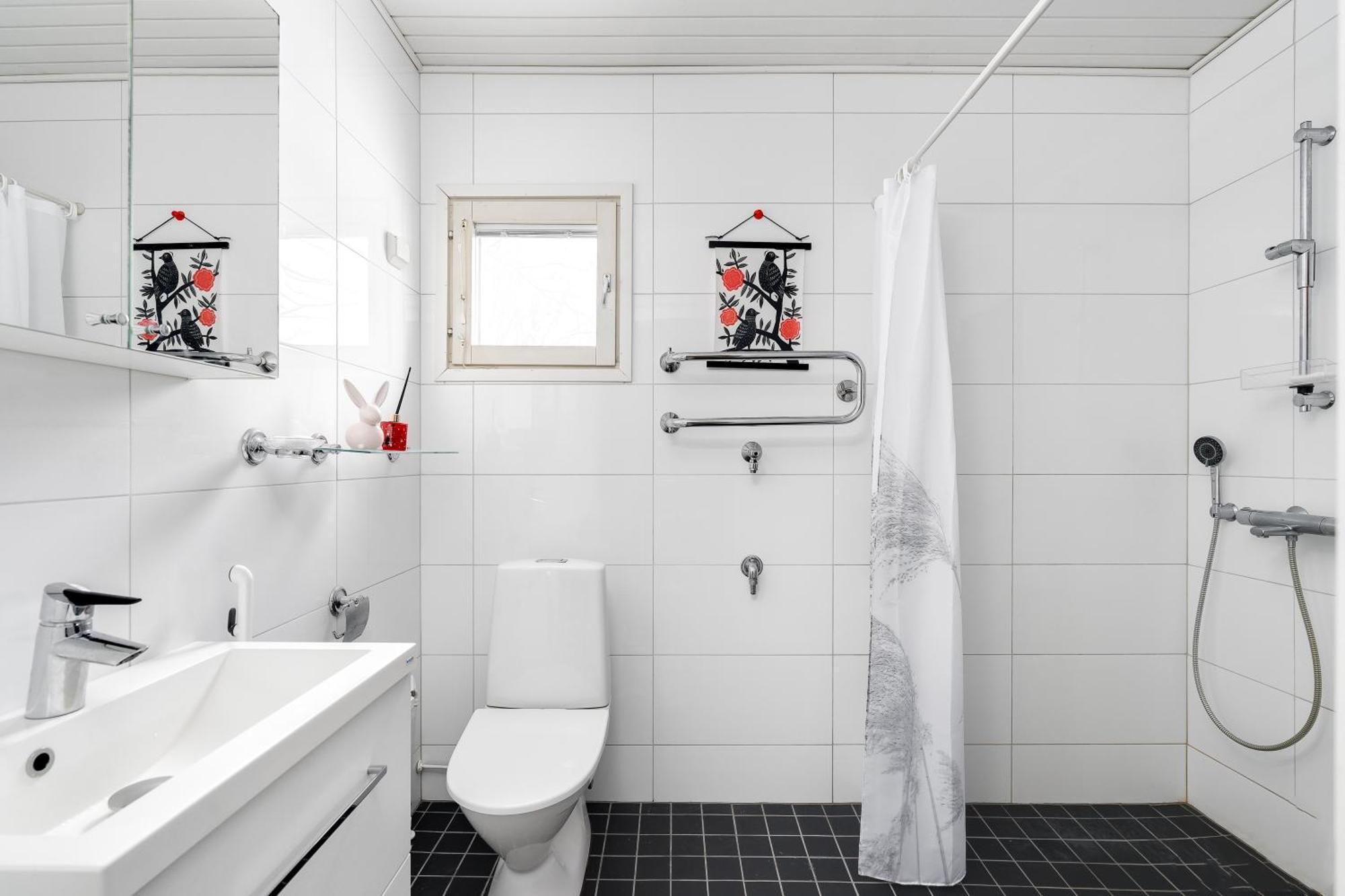 הלסינקי Private Rooms Near Metro, Free Parking,Direct Bus From Airport מראה חיצוני תמונה